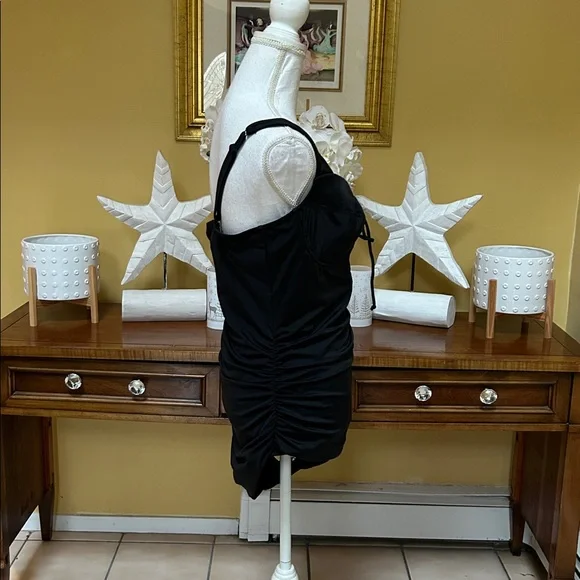 Torrid Size 2 Black Lace Up Wireless One Piece Ruched Bra Support Swimsuit 18/20 - Picture 5 of 15